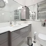 Daire Beautiful 3 Bedroom. Direct Sea View. 401