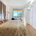 Daire Beautiful 3 Bedroom. Direct Sea View. 401 Cannes