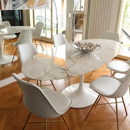 Apartment Beautiful 3 Bedroom. Direct Sea View. 401