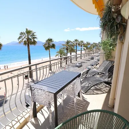 Beautiful 3 Bedroom. Direct Sea View. 401 * Cannes