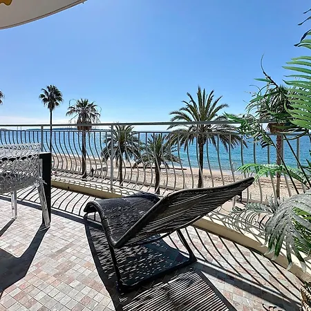 Beautiful 3 Bedroom. Direct Sea View. 401 Daire
