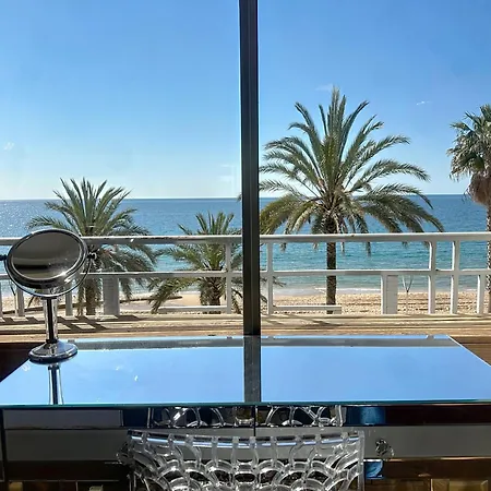 Beautiful 3 Bedroom. Direct Sea View. 401 דירה קאן